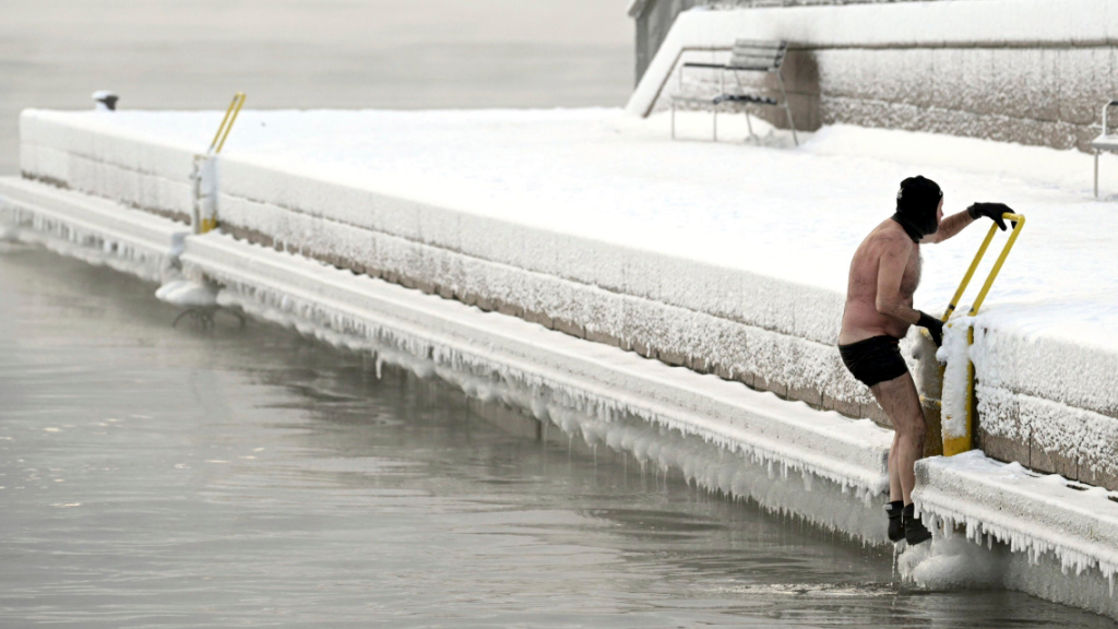 Minus 40 Grad - Europas hoher Norden bibbert, © Vesa Moilanen/Lehtikuva/AP/dpa