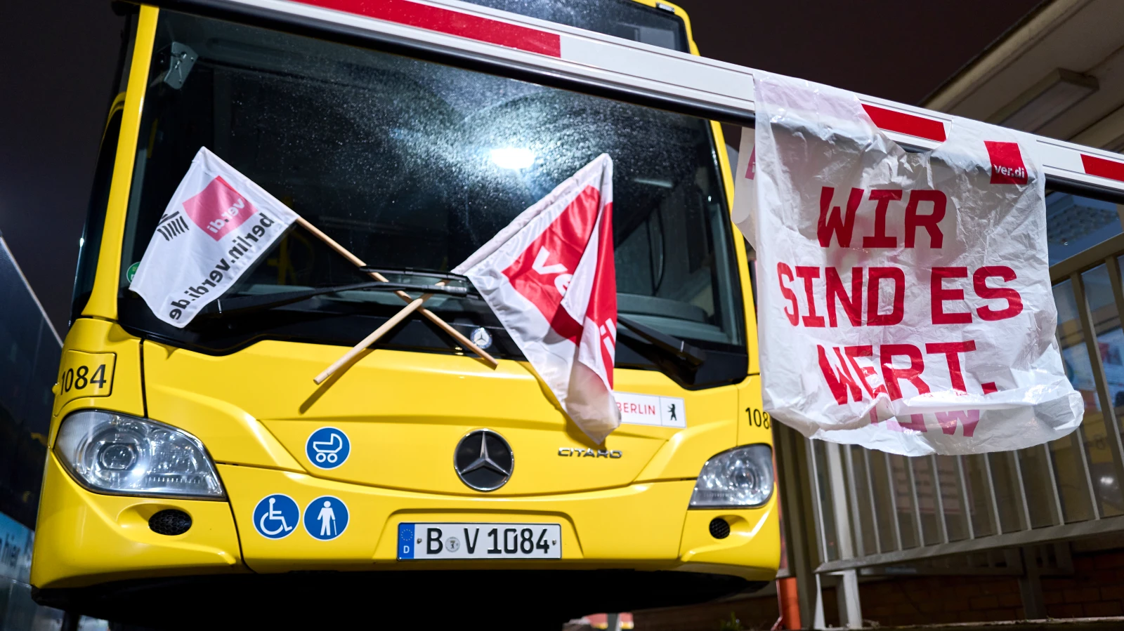 BVG’de Yeni Uyarı Grevi Başladı: Berlin'de Ulaşım Durma Noktasında, © Michael Ukas/dpa BVG’de Yeni Uyarı Grevi Başladı: Berlin'de Ulaşım Durma Noktasında, © Michael Ukas/dpa