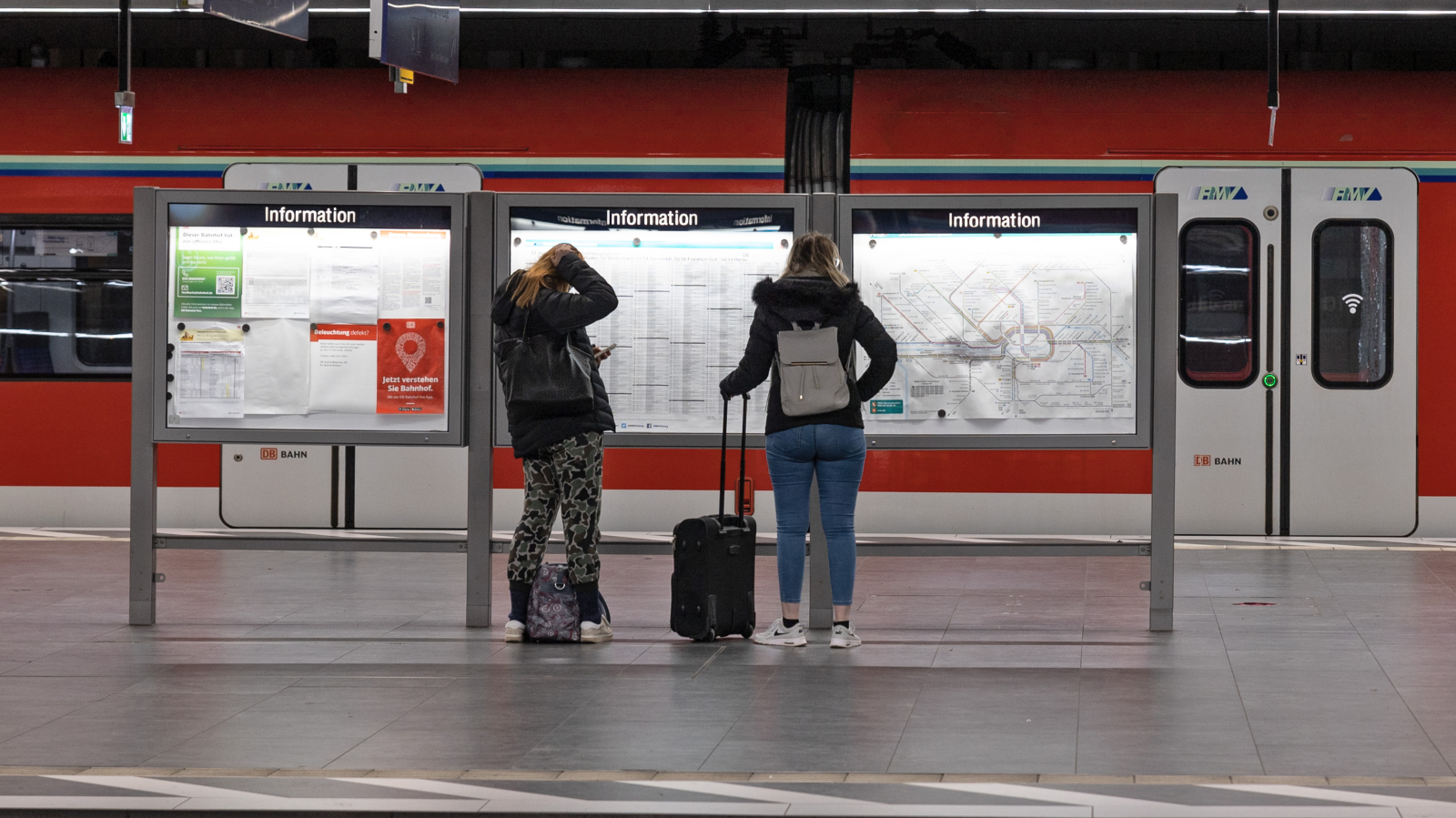 Deutsche Bahn, 15 Aralık’ta yürürlüğe girecek olan yeni tren tarifesiyle Hessen’e birçok uluslararası bağlantı ekliyor., © Hannes P. Albert/dpa 