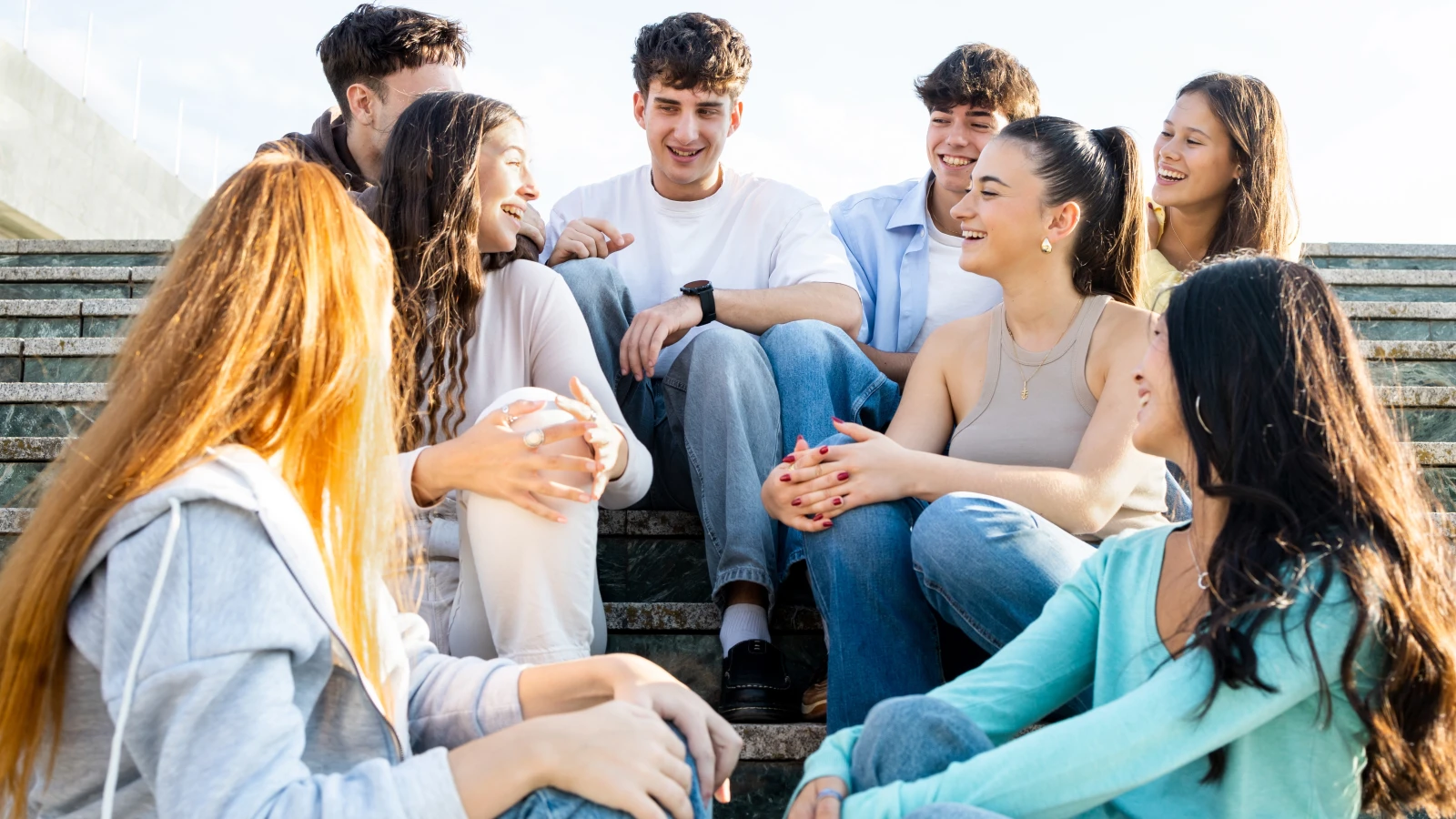 Gençler Siyasete Daha Fazla Katılım İstiyor, © shutterstock Gençler Siyasete Daha Fazla Katılım İstiyor, © shutterstock