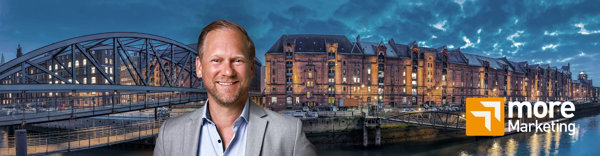 Marco Tristram vor Speicherstadt Kulisse, © Shutterstock, Inga Sommer Marco Tristram vor Speicherstadt Kulisse, © Shutterstock, Inga Sommer