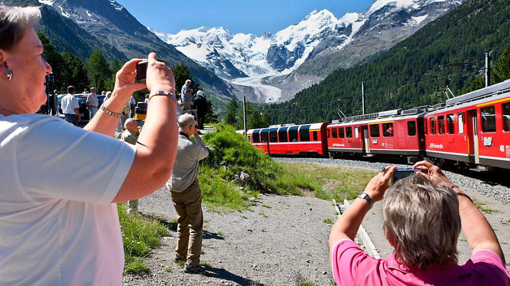 Zugverkehr auf der BerninaLinie wieder normal, © Keystone-SDA  (Archivbild)