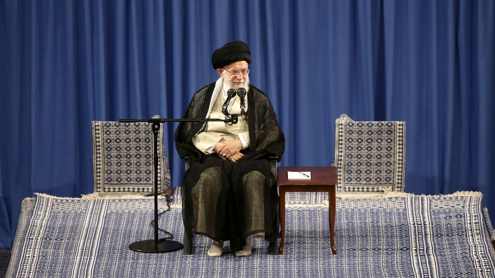 USA und EU kündigen Sanktionen gegen Iran an, © Keystone / AP Office of the Iranian Supreme Leader