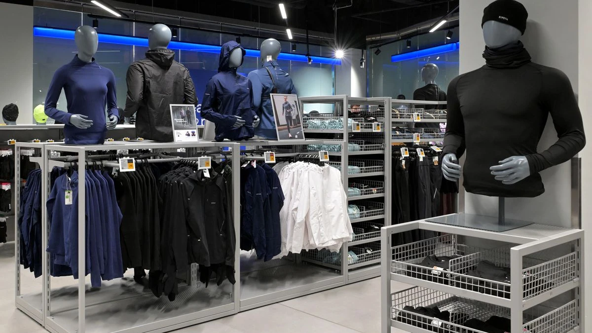 Mağazalar Zorda: Satışlar Düşüyor, Endişeler Artıyor!, © Michael Bahlo/dpa Mağazalar Zorda: Satışlar Düşüyor, Endişeler Artıyor!, © Michael Bahlo/dpa