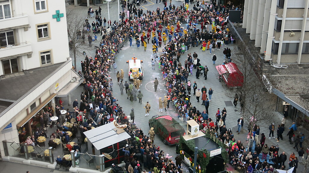 30'000 Zuschauer beim Fasnachtsumzug in Chur, © Keystone/SDA
