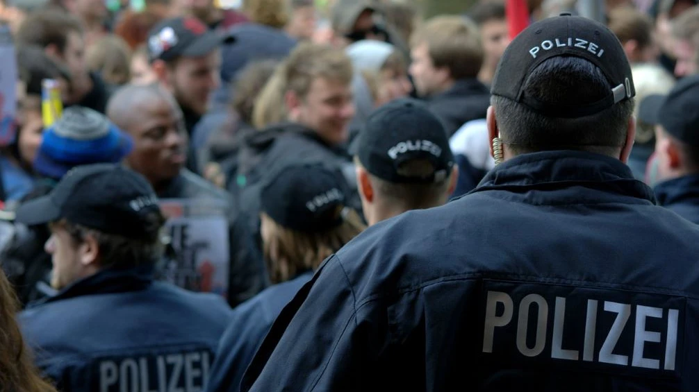 Demo gegen rechts wegen Massenandrangs abgebrochen, © Symbolbild Pixabay Demo gegen rechts wegen Massenandrangs abgebrochen, © Symbolbild Pixabay