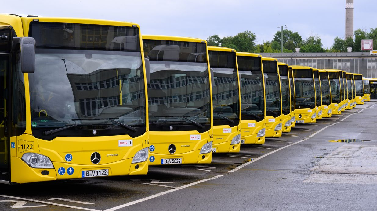BVG’de Araç Sayısı ve Güvenlik Artırılıyor!, © Bernd von Jutrczenka/dpa