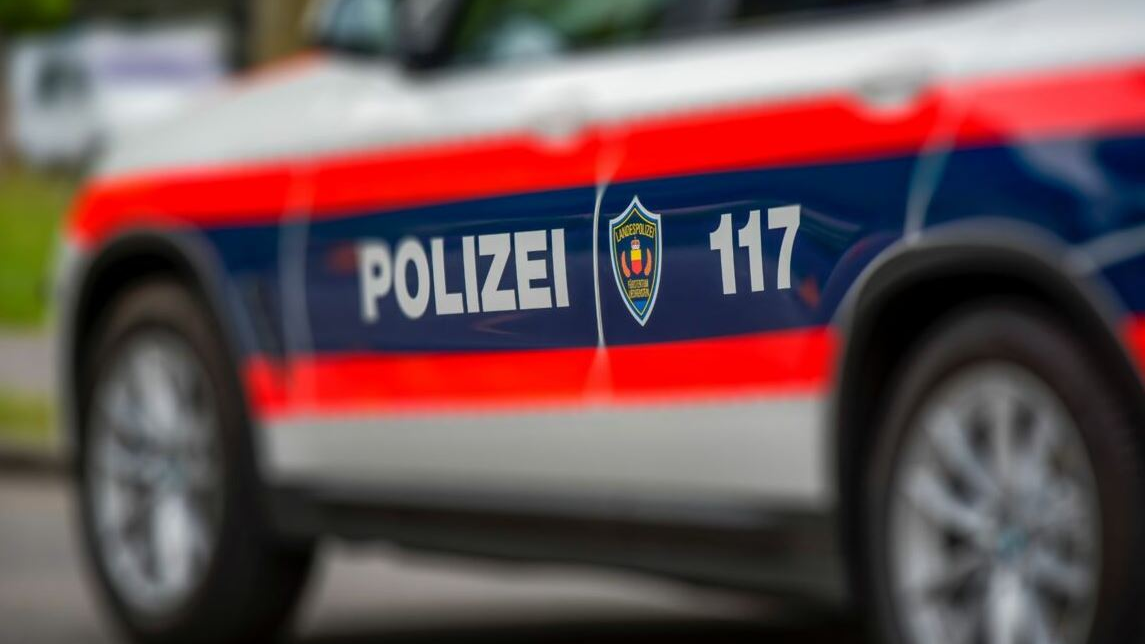 Mann stürzt in Balzers von Lastwagen, © ZVG/Landespolizei