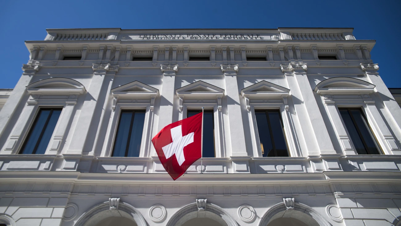 Ehemaliger Seco-Ressortleiter soll hinter Gitter kommen, © Keystone SDA Ehemaliger Seco-Ressortleiter soll hinter Gitter kommen, © Keystone SDA