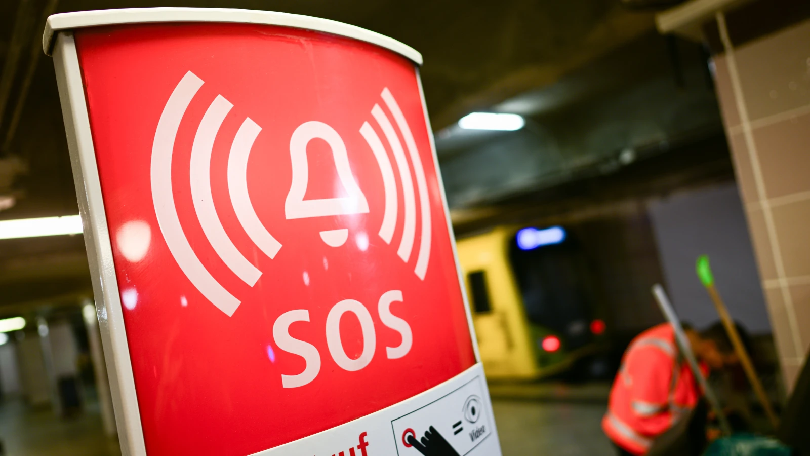 Berlin’de Kadınlara Özel Vagon Talebi Gündemde, © Sebastian Christoph Gollnow/dpa Berlin’de Kadınlara Özel Vagon Talebi Gündemde, © Sebastian Christoph Gollnow/dpa