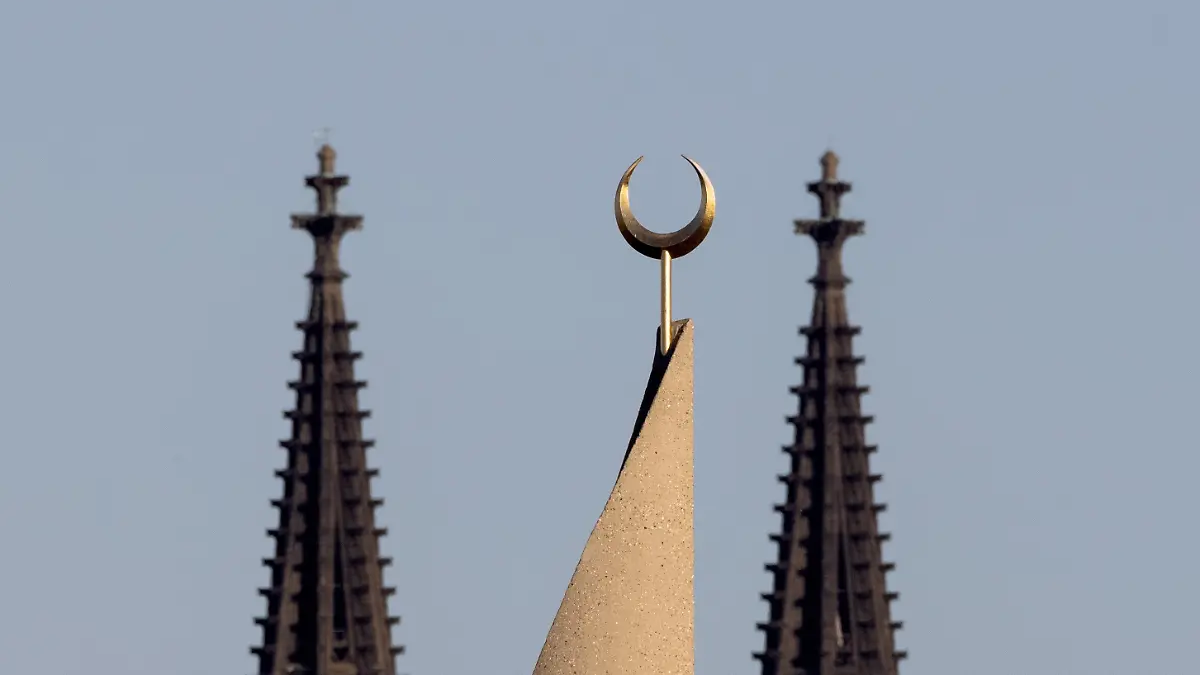 İslam Düşmanlığının Kaynağı Yabancı Düşmanlığı ve Otoriter Tutumlar, © dpa