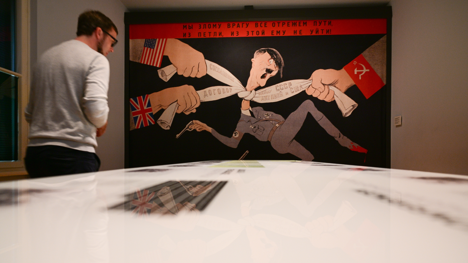 Berlin ve Brandenburg, 8 Mayıs'ta II. Dünya Savaşı'nın Sonunu Anıyor, © Sebastian Gollnow/dpa