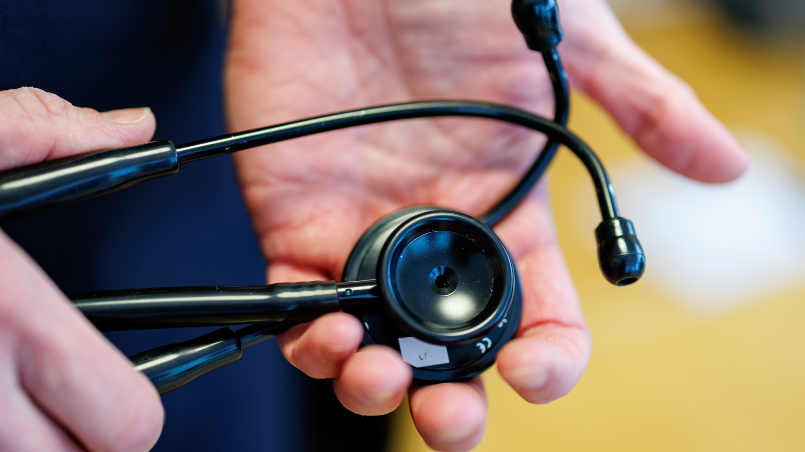 Yabancı Doktorlar İçin Tanıma Süreçleri Hızlanıyor!, © dpa