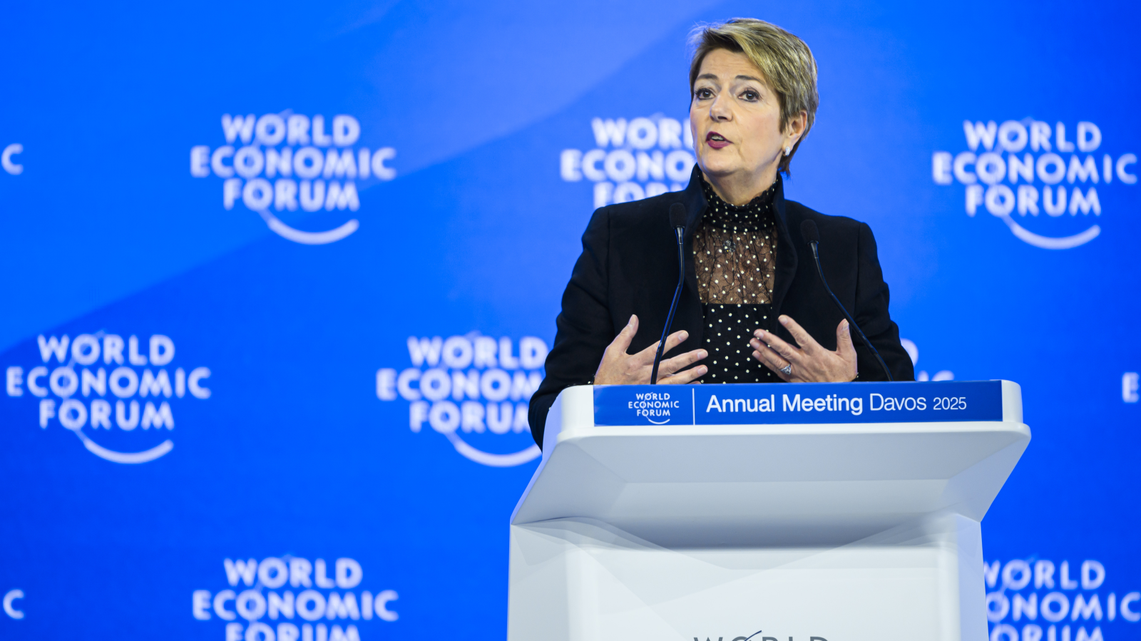 Bundespräsidentin spricht sich am WEF für offenen Wettbewerb aus, © Keystone/SDA