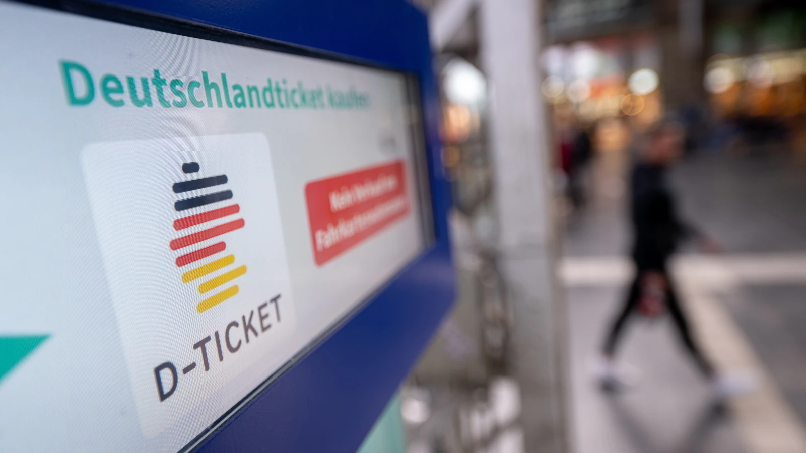 Deutschlandticket Fiyat Artışı: 2025’te Ne Olacak?, © dpa Deutschlandticket Fiyat Artışı: 2025’te Ne Olacak?, © dpa