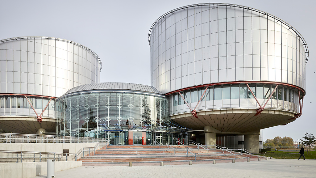 Presse legt die Rolle der Justiz unterschiedlich aus, © Keystone / SDA / Symbolbild