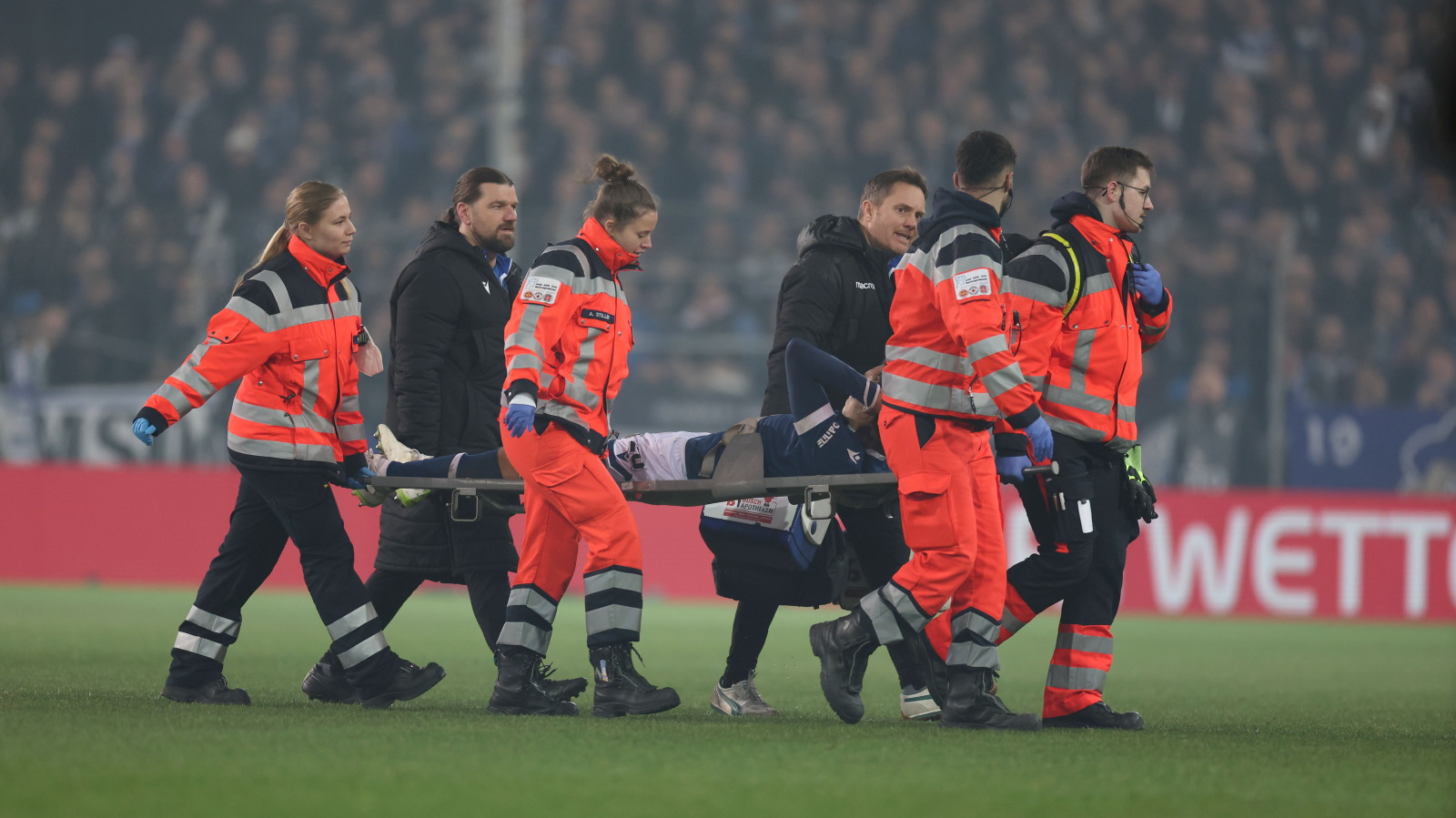 Werder Bremen DFB-Pokal’a Veda Etti: Büyük Hayal Kırıklığı, © Friso Gentsch/dpa