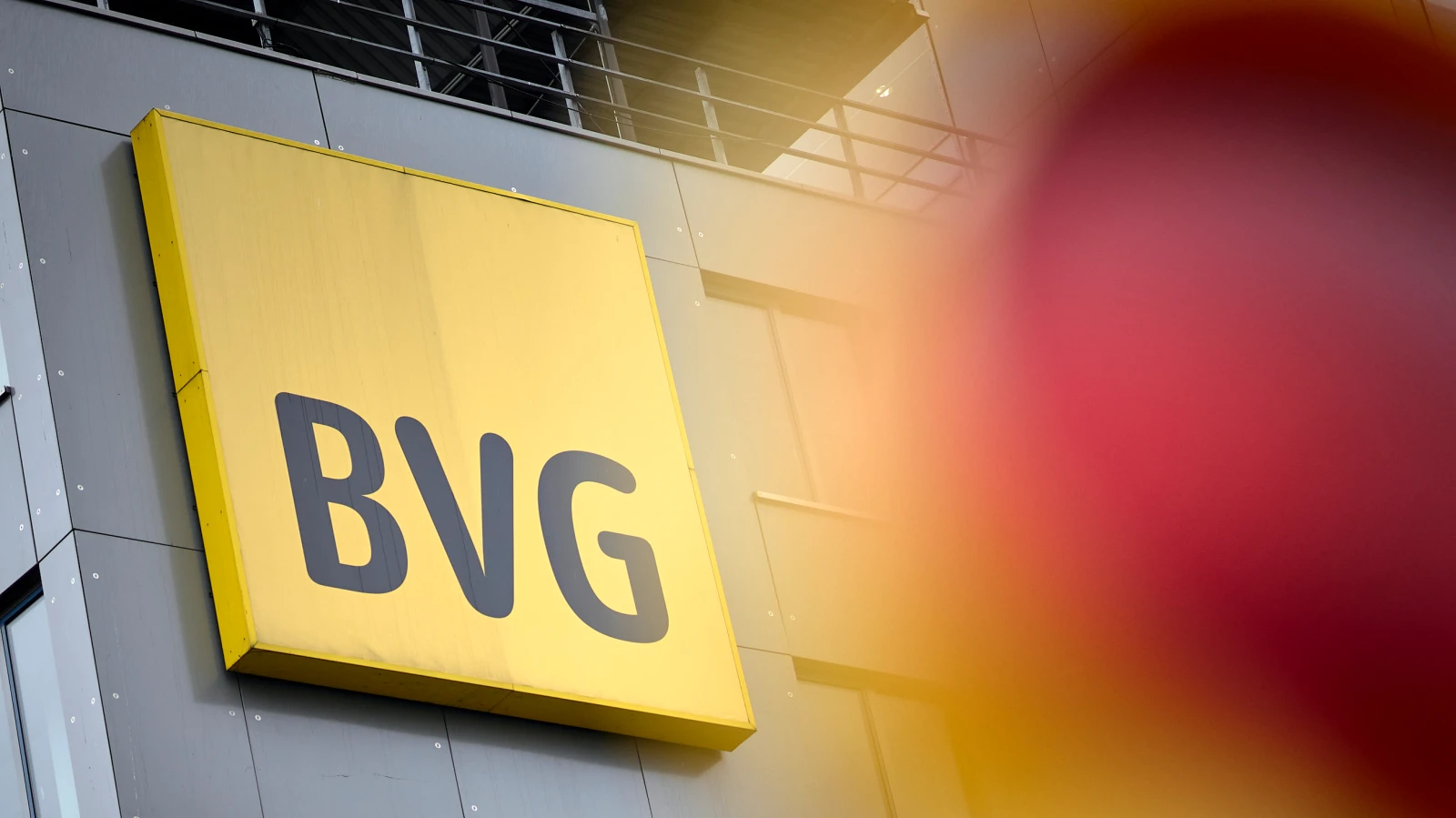 BVG’ye Siber Saldırı: 180 Bin Müşterinin Verisi Tehlikede, © Michael Ukas/dpa BVG’ye Siber Saldırı: 180 Bin Müşterinin Verisi Tehlikede, © Michael Ukas/dpa