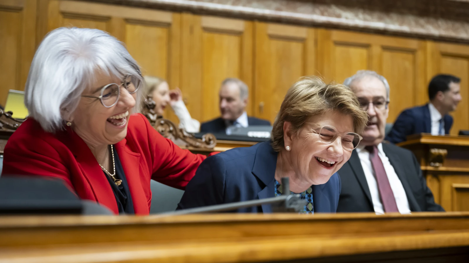 Nationalratspräsidentin würdigt Viola Amherd, © Keystone / Anthony Anex Nationalratspräsidentin würdigt Viola Amherd, © Keystone / Anthony Anex