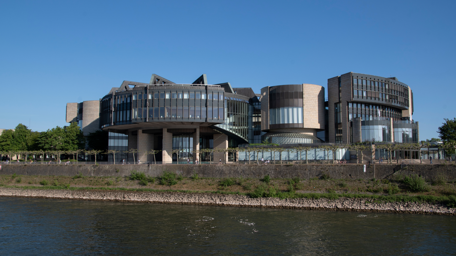 NRW eyaleti belediyelerin 8,9 milyar avroluk borcunu üstleniyor, © shutterstock