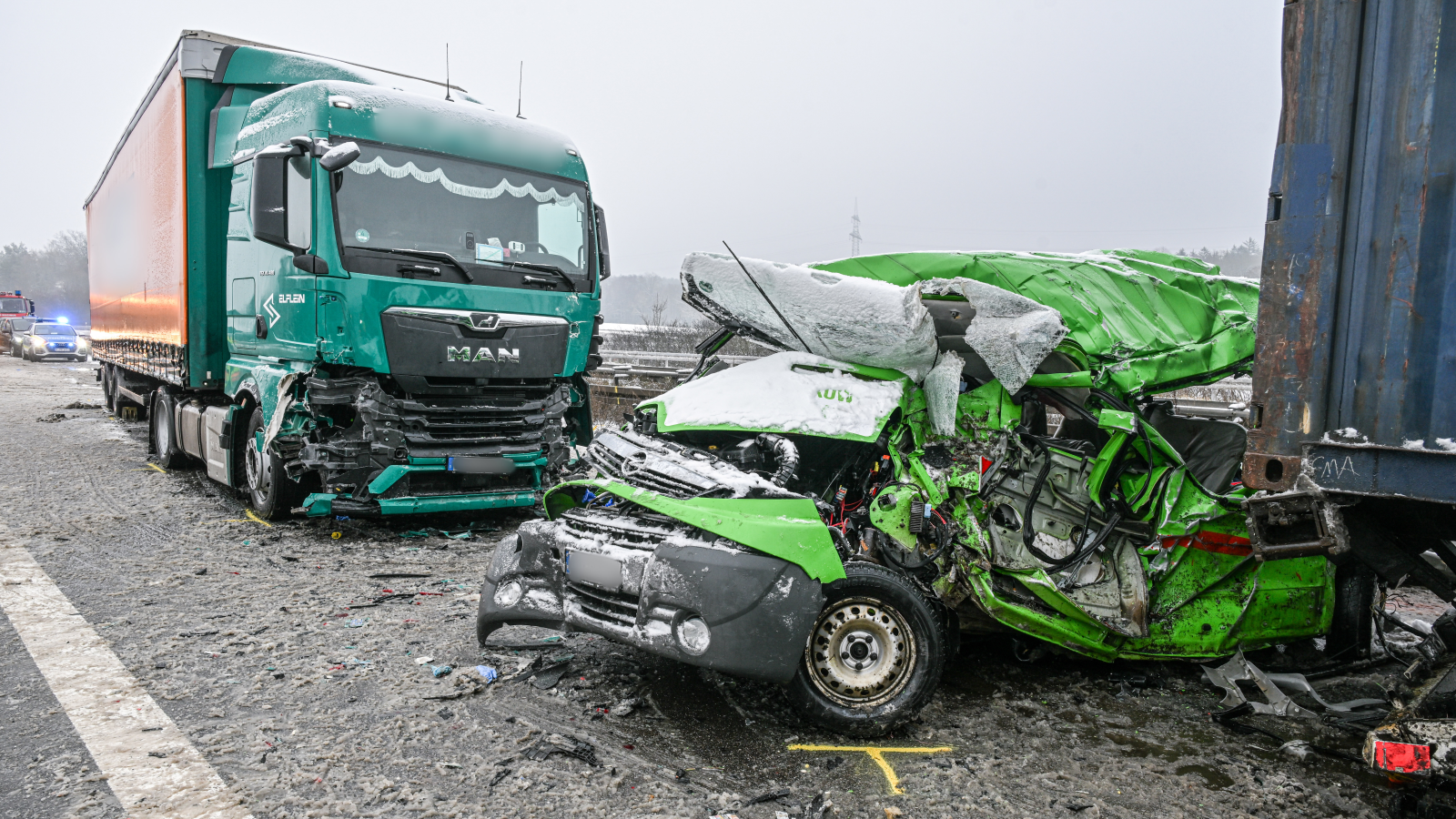 Almanya’da Buzlanma Kazaları: En Az Dört Kişi Hayatını Kaybetti, © Jason Tschepljakow/dpa