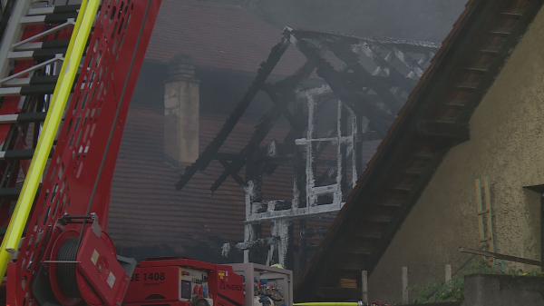 Grossbrand an der Schaffhauser Fulachstrasse zerstört Scheune, © BRK News