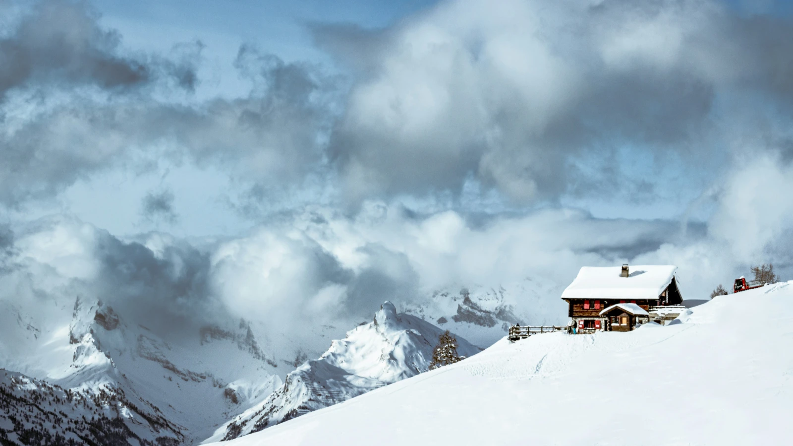 Vierter Advent bringt viel Neuschnee in den Bergen, © Unsplash/Thijs Kennis Vierter Advent bringt viel Neuschnee in den Bergen, © Unsplash/Thijs Kennis