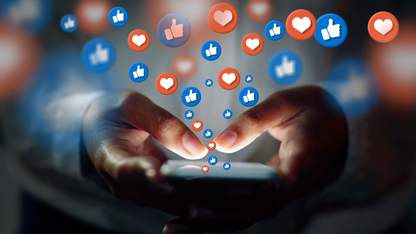 Hamburg’da Online Randevu Tuzağı: Silahlı Gasp Şüphelisi Yakalandı, © shutterstock