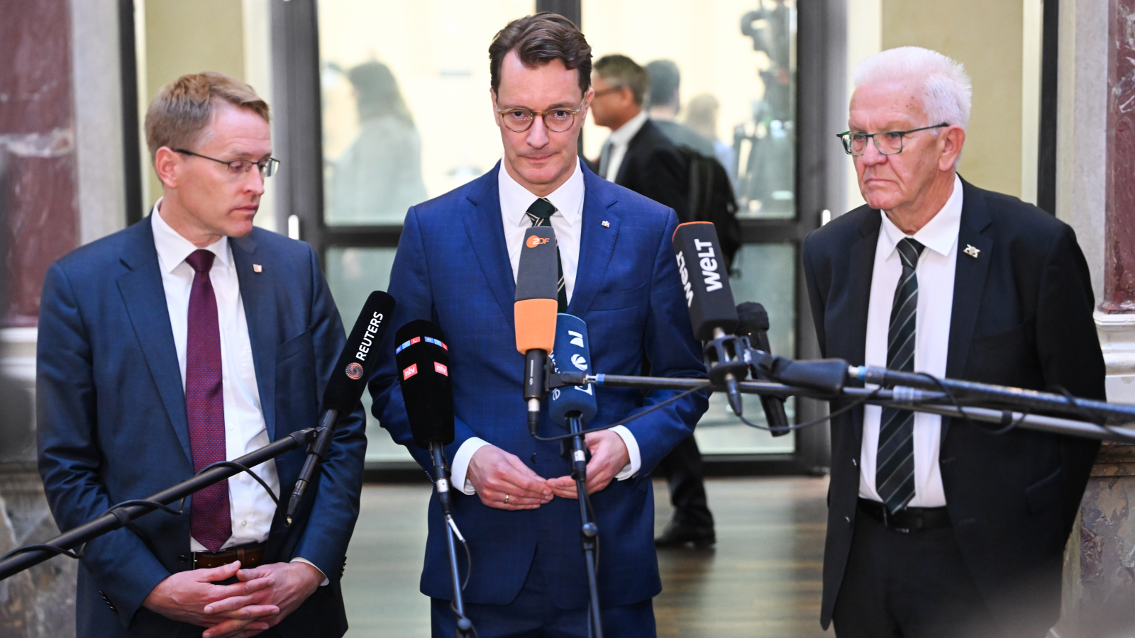 NRW, BW ve Schleswig-Holstein Birlikte Hareket Ediyor!, © dpa