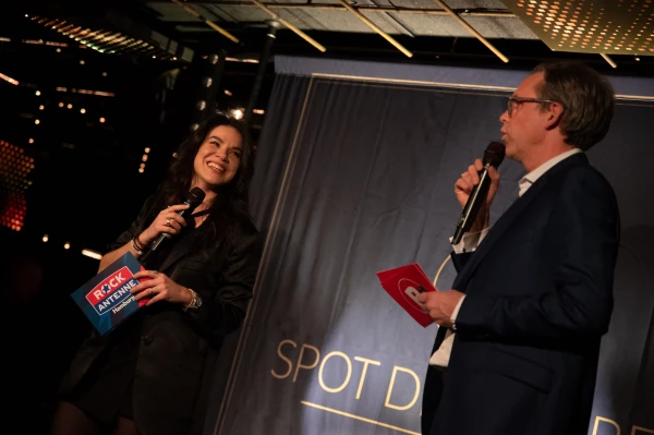 Moderation Lilly Roberts und Andreas Rohde, © Valeria A. Raido Moderation Lilly Roberts und Andreas Rohde, © Valeria A. Raido