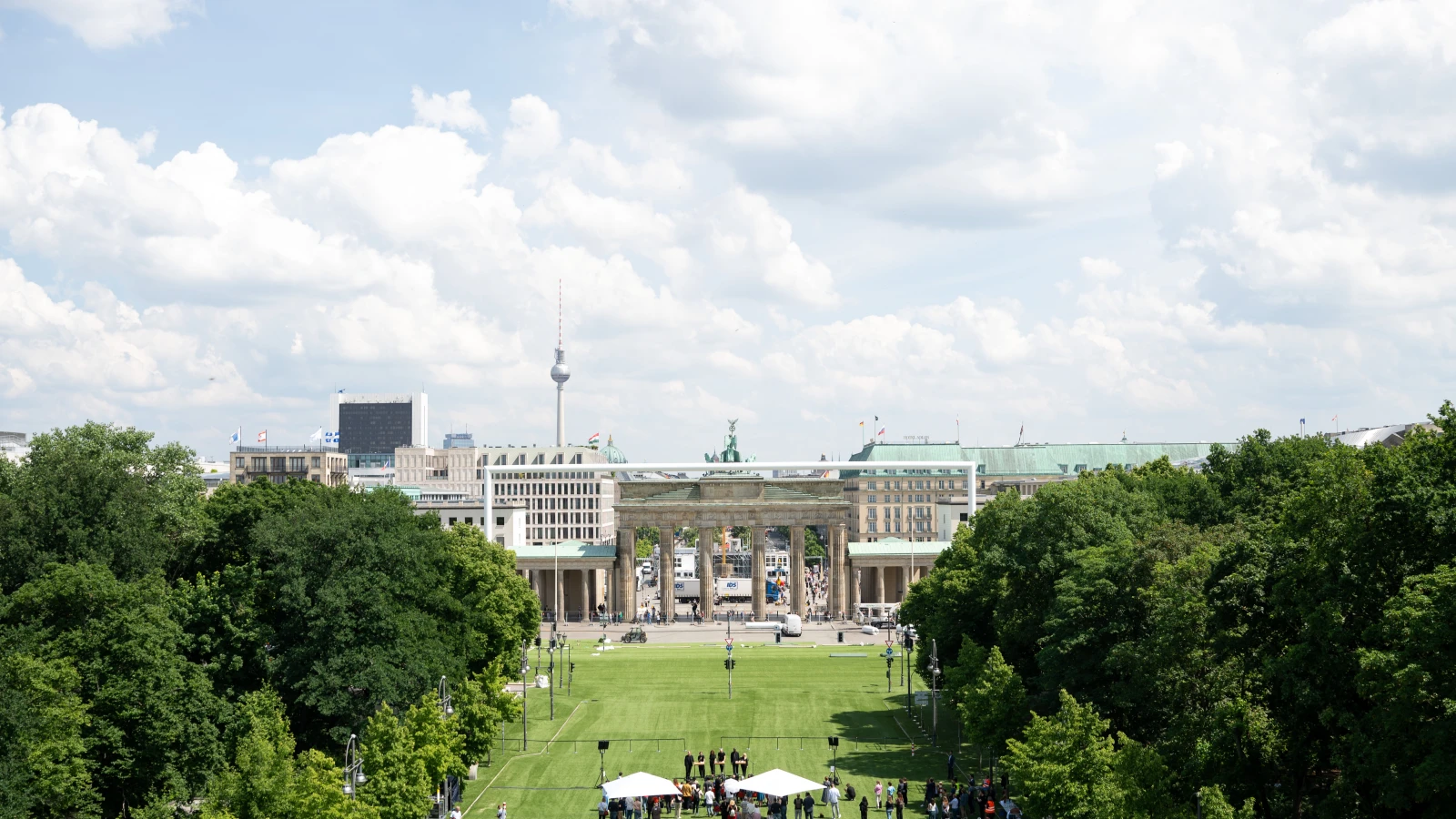 UEFA Euro 2024 ve Berlin’de Fanmeile’ler! , © dpa UEFA Euro 2024 ve Berlin’de Fanmeile’ler! , © dpa