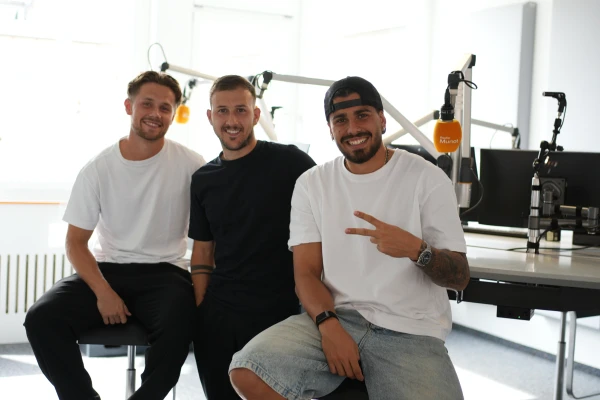 Boxtobox Spezial mit (v.l.n.r.) Mats Hanke, Danilo del Toro und Gianni de Nitti., © Radio Munot Boxtobox Spezial mit (v.l.n.r.) Mats Hanke, Danilo del Toro und Gianni de Nitti., © Radio Munot