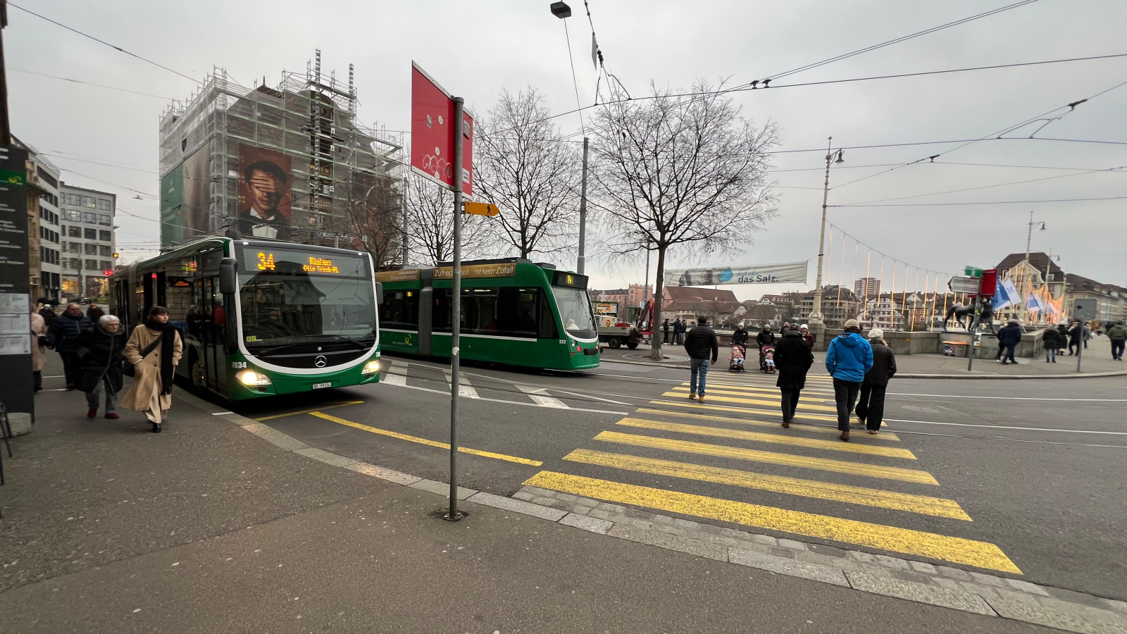Tram BVB Bus Schifflände, © Radio Basilisk
