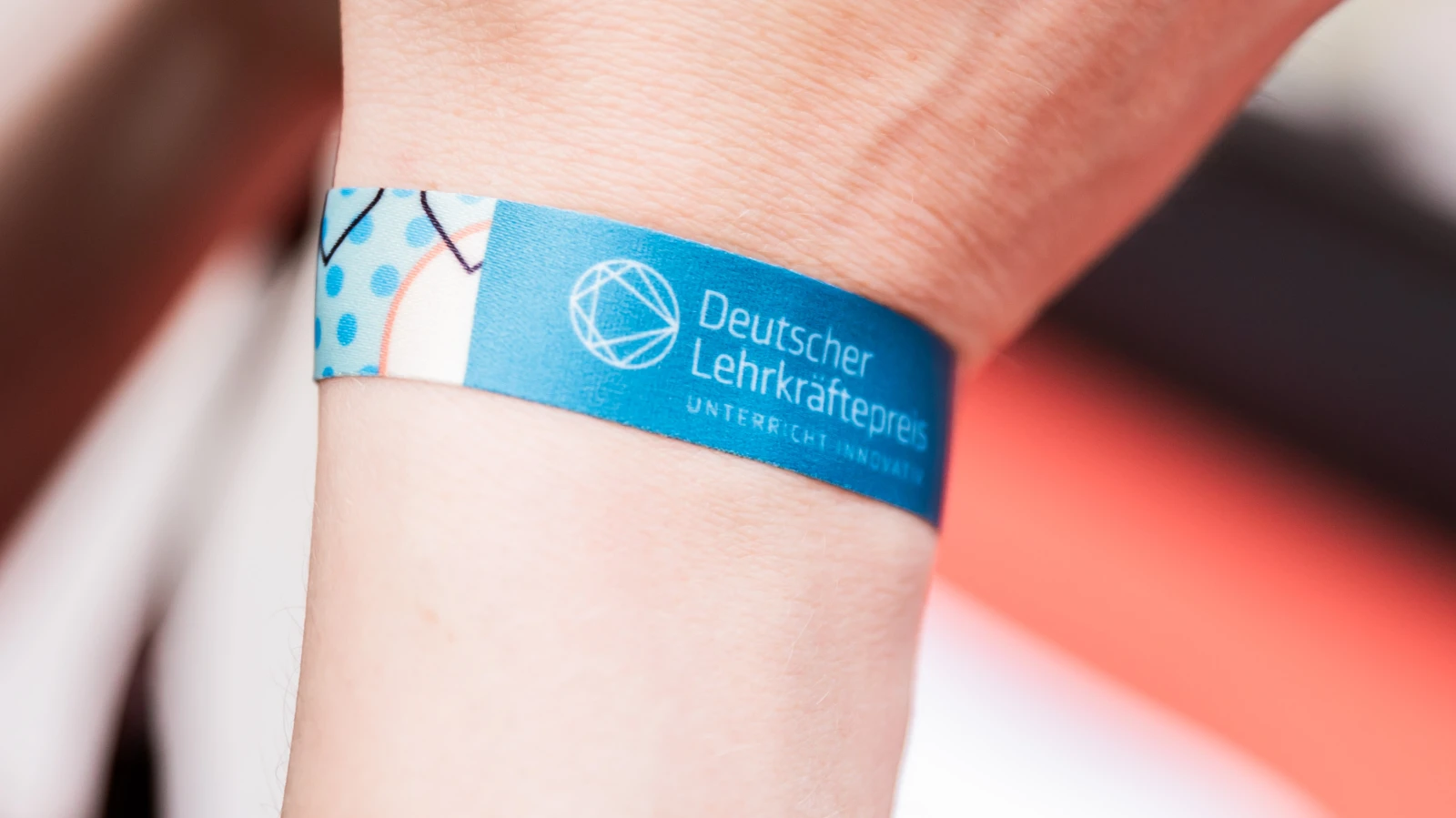 Alman Öğretmen Ödülleri NRW’ye Gitti, © Christoph Soeder/dpa Alman Öğretmen Ödülleri NRW’ye Gitti, © Christoph Soeder/dpa