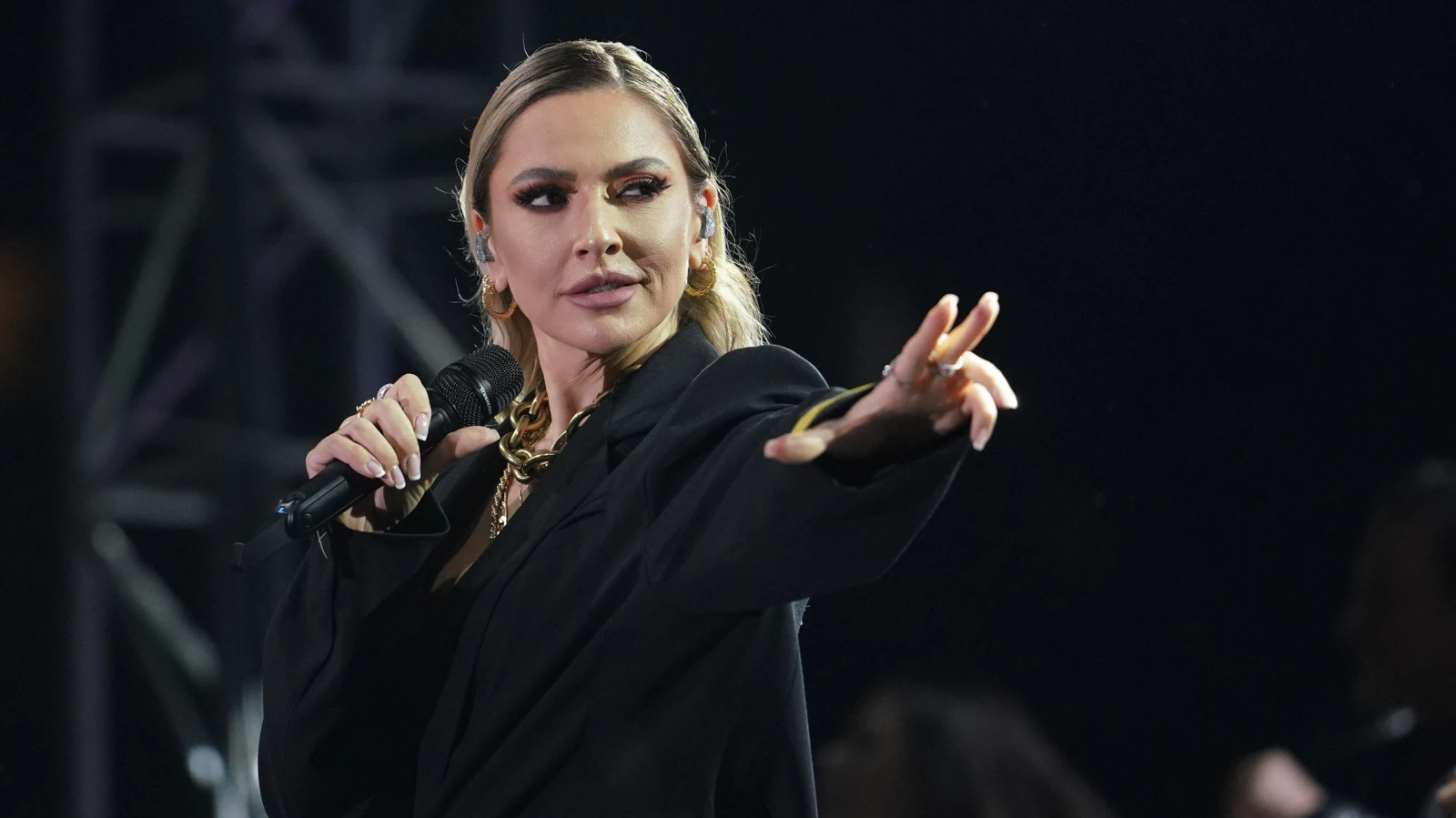 Hadise, © shutterstock Hadise, © shutterstock