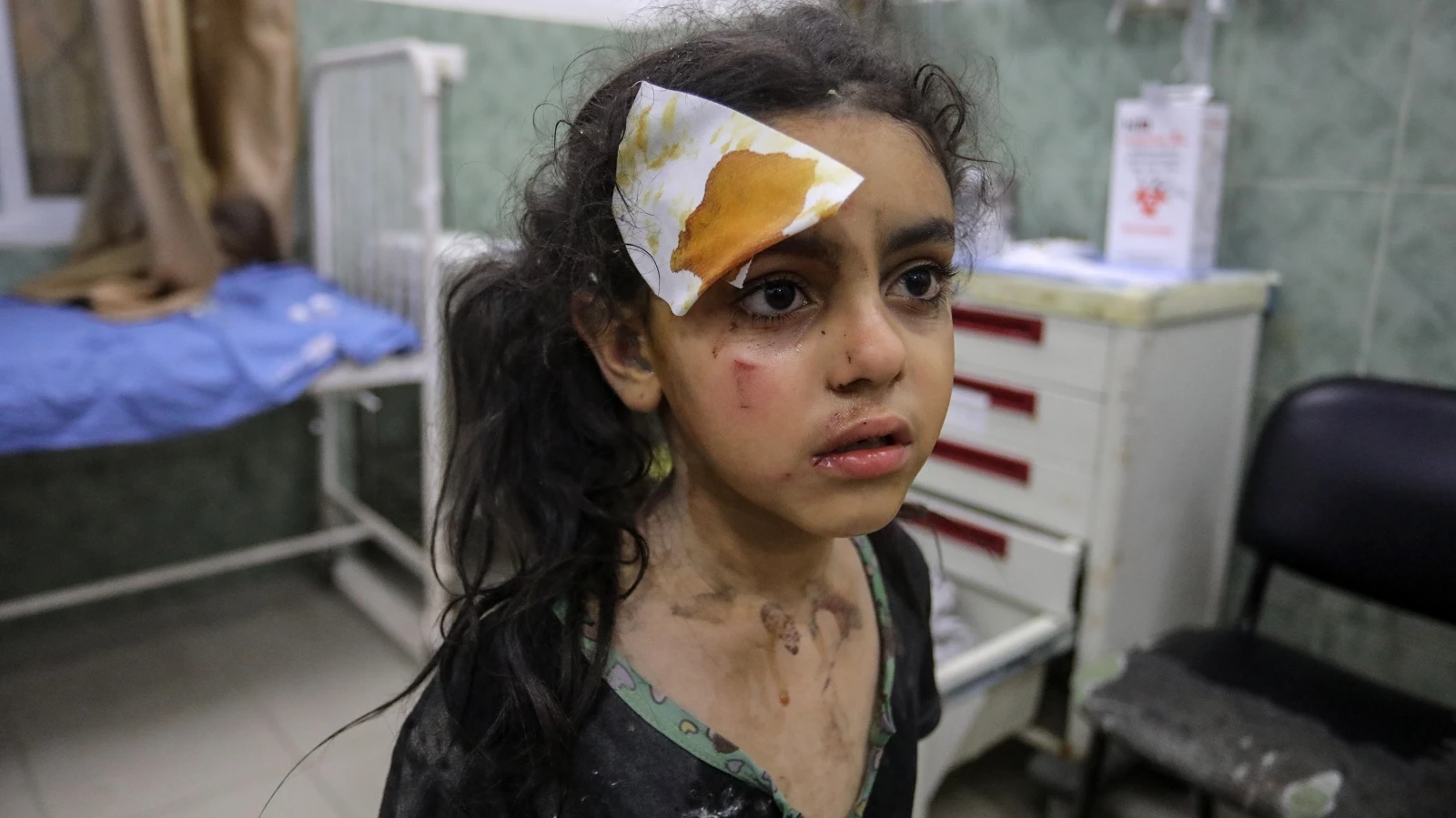 Gazze'deki Yaralı Çocuklara Güvenlik Nedeniyle Hayır!, © shutterstock Gazze'deki Yaralı Çocuklara Güvenlik Nedeniyle Hayır!, © shutterstock