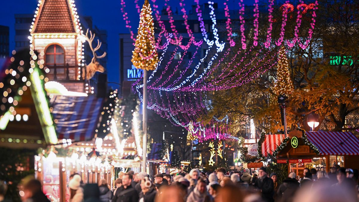 Kasım Ayında Tüketicileri Bekleyen Değişiklikler!, © Weihnachtsmarkt auf dem Breitscheidplatz