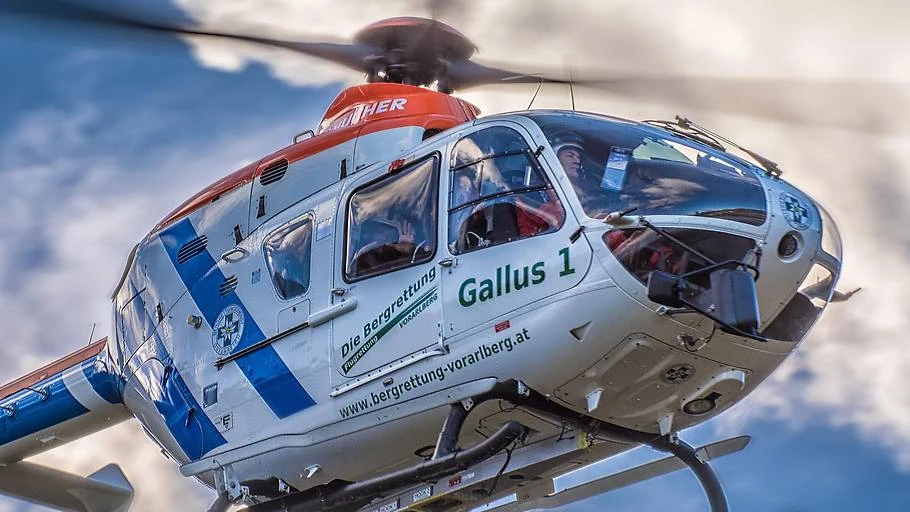 13-Jährige stürzt über Abhang auf Strasse, © Symbolbild / Niederwolfsgruber Photography / ORF 13-Jährige stürzt über Abhang auf Strasse, © Symbolbild / Niederwolfsgruber Photography / ORF