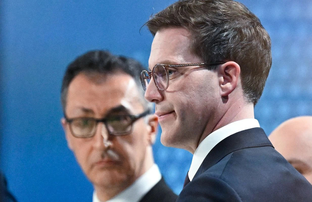 Baden-Württemberg’de kritik temas: CDU ve Yeşiller küçük grupta görüşüyor, © Bernd Weißbrod/dpa Baden-Württemberg’de kritik temas: CDU ve Yeşiller küçük grupta görüşüyor, © Bernd Weißbrod/dpa