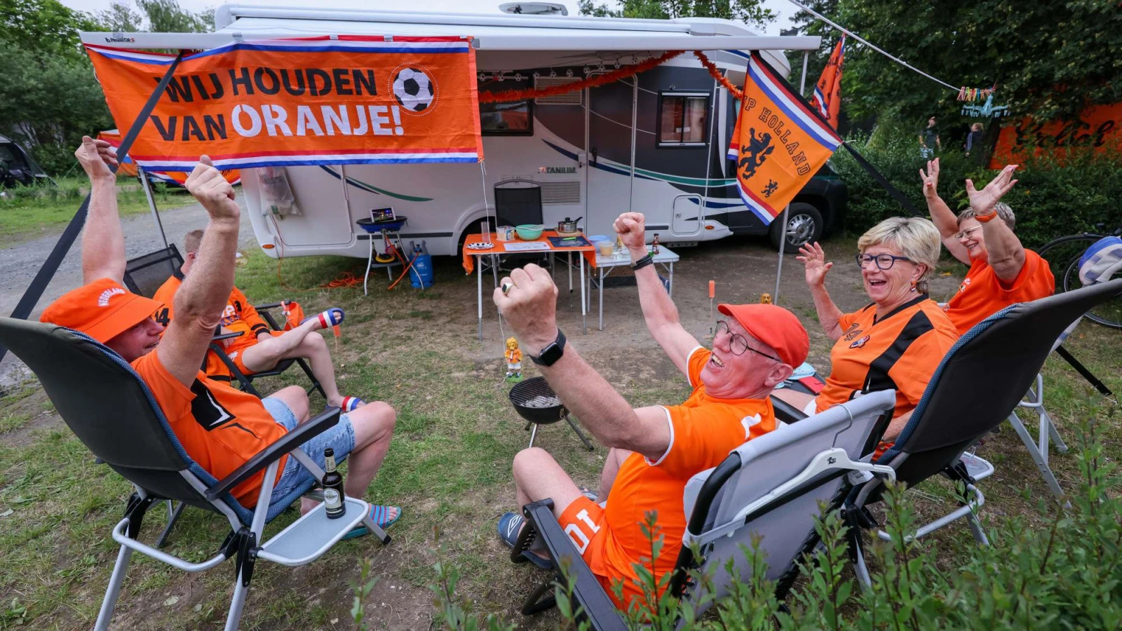 Ansturm der Niederländer: Wohnwagen-Stopp am Leipziger "Kulki", © Picture Alliance Ansturm der Niederländer: Wohnwagen-Stopp am Leipziger "Kulki", © Picture Alliance