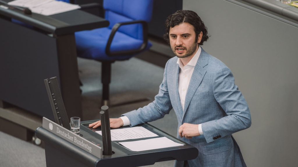 Federal Parlamento’ya Kaç Türkiye Kökenli Milletvekili Seçildi?, © MdB Hakan Demir 