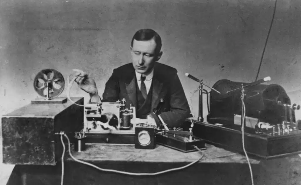 Guglielmo_Marconi, © Pioneer Institute