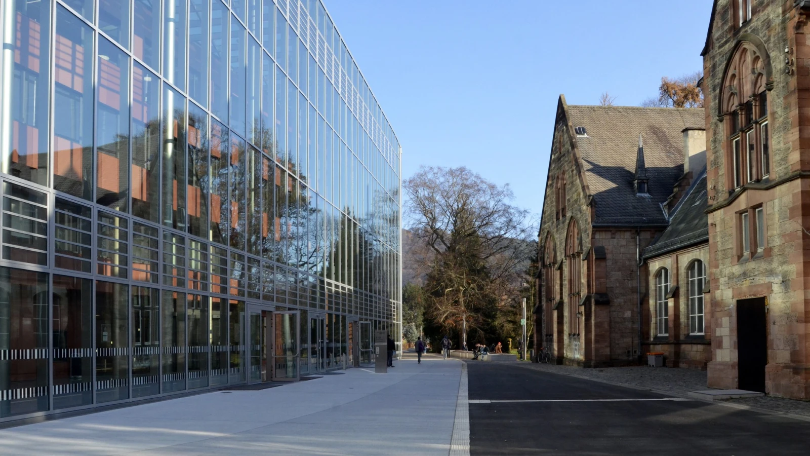 Marburg Üniversitesi’nde bilim insanına ölüm tehdidi: Devlet güvenliği devrede, © Foto: Gabriele Neumann Marburg Üniversitesi’nde bilim insanına ölüm tehdidi: Devlet güvenliği devrede, © Foto: Gabriele Neumann