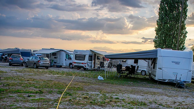 Positive Reaktion auf Gesetzesänderung für Fahrende, © stiftung-fahrende.ch Positive Reaktion auf Gesetzesänderung für Fahrende, © stiftung-fahrende.ch