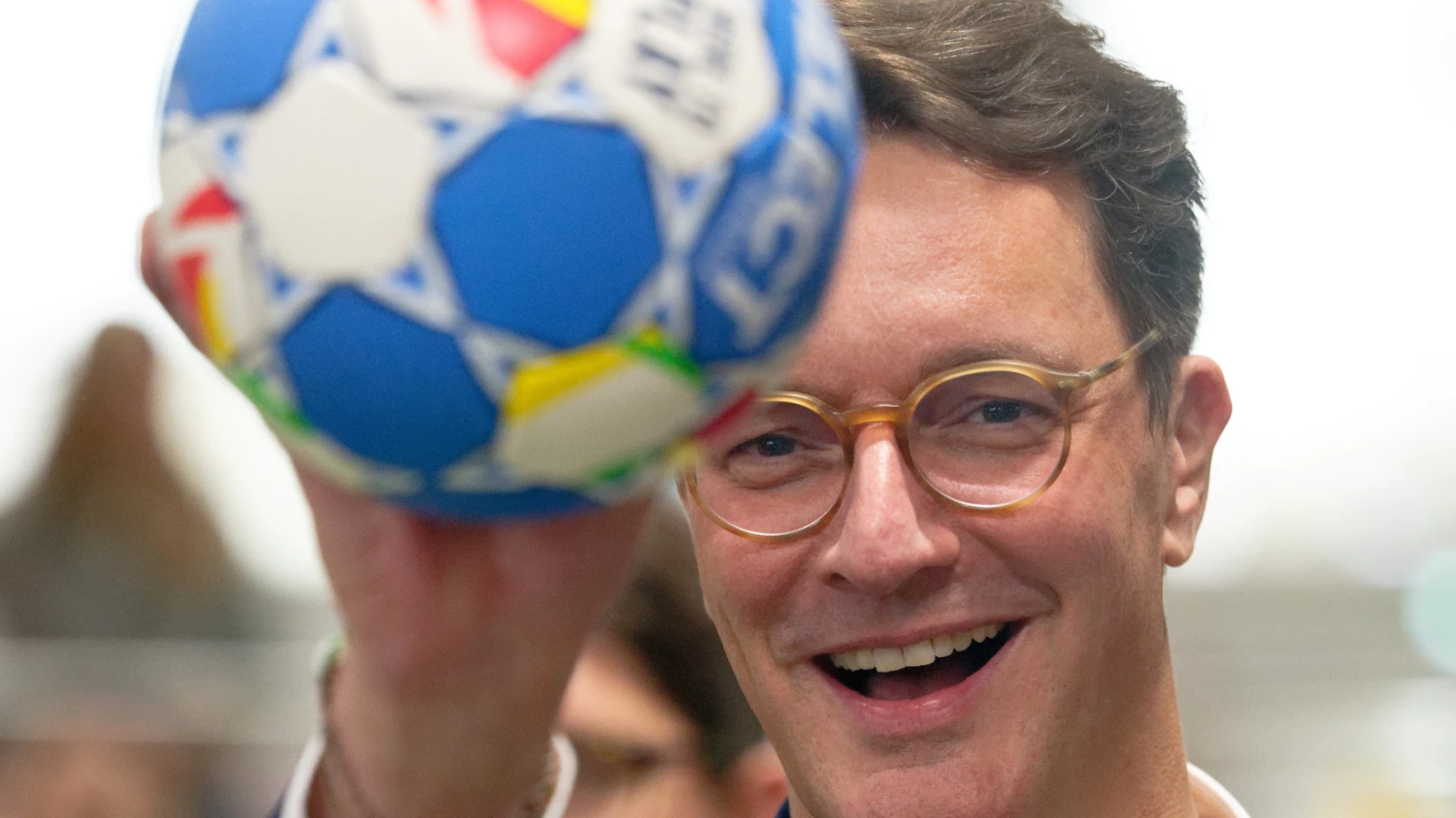 Köln’de Olimpiyat Oylaması Başlıyor, © Henning Kaiser/dpa Köln’de Olimpiyat Oylaması Başlıyor, © Henning Kaiser/dpa