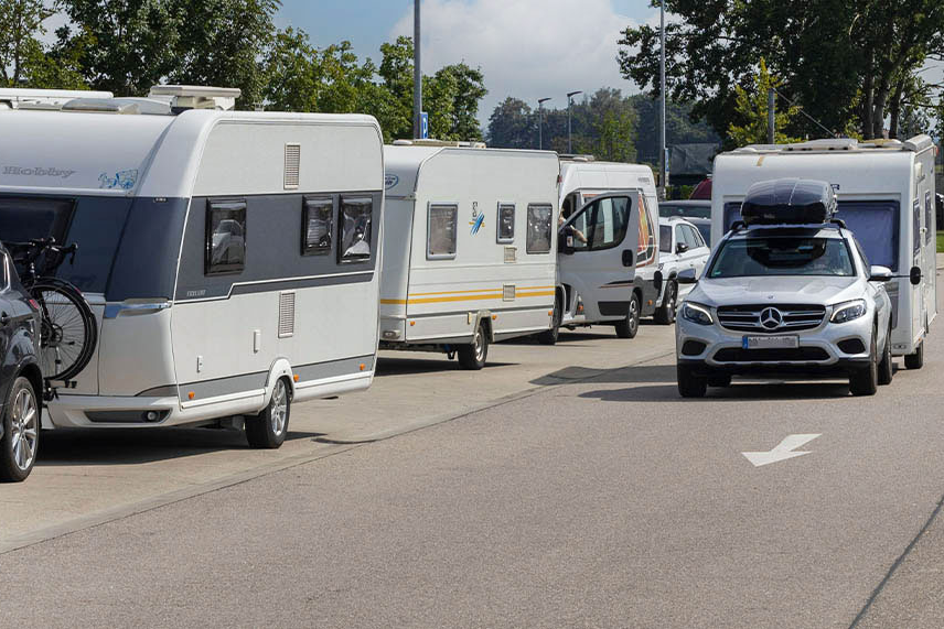 Mangelnde Unterstützung für Camper an deutschen Rastanlagen, © ADAC/Theo Klein