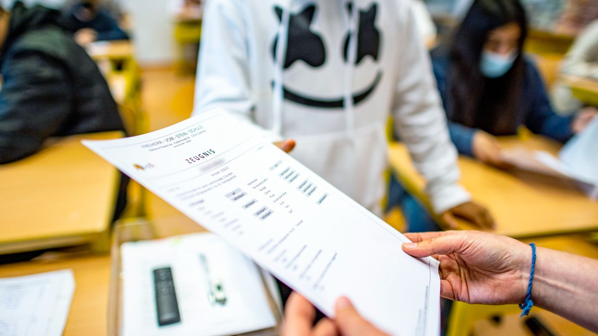 Berlin ve Brandenburg’da Karne Heyecanı: Tatil Başlasın!, © David Inderlied/dpa