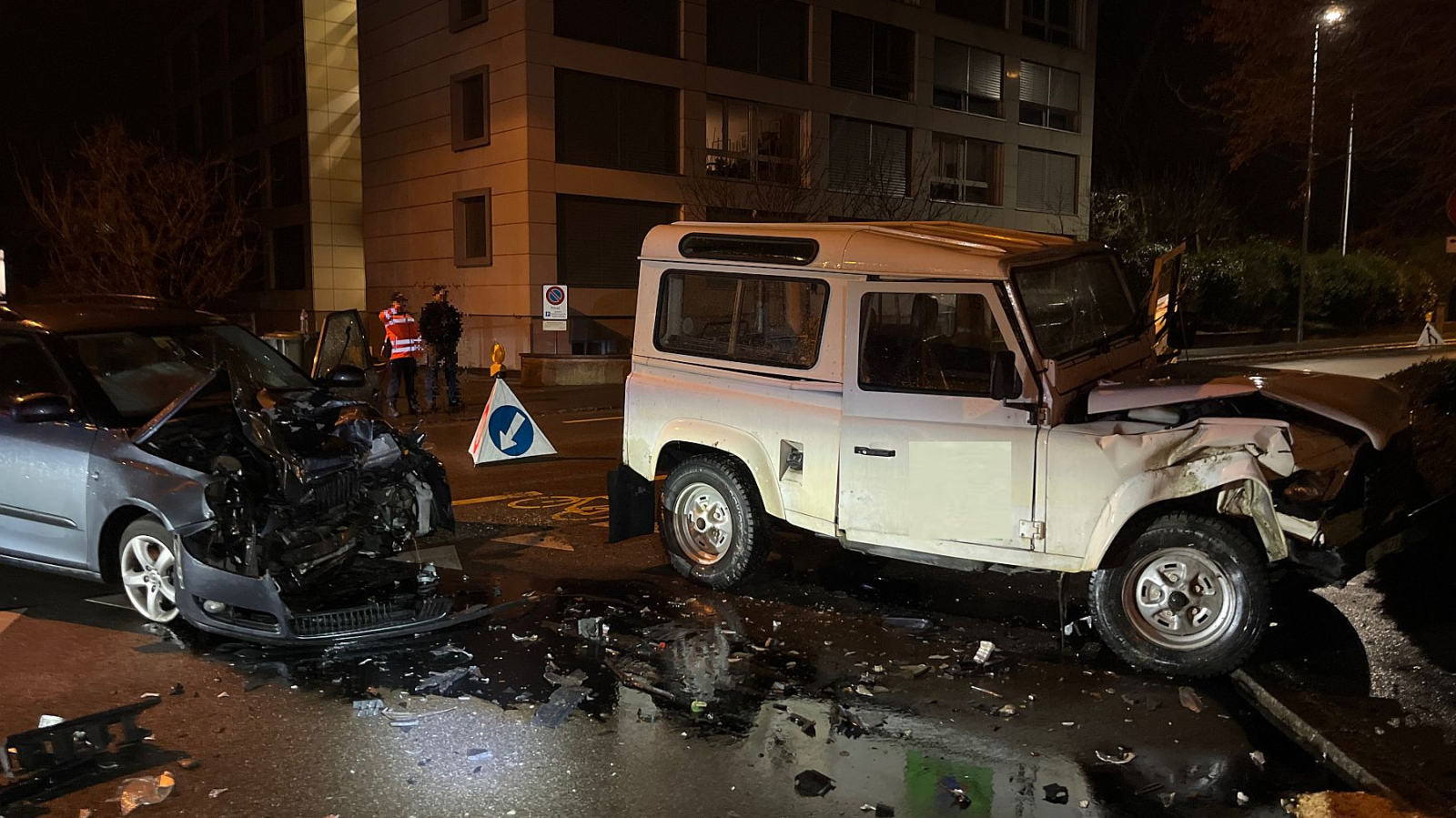 Kollision zwischen zwei Personenwagen in Pratteln, © Polizei BL