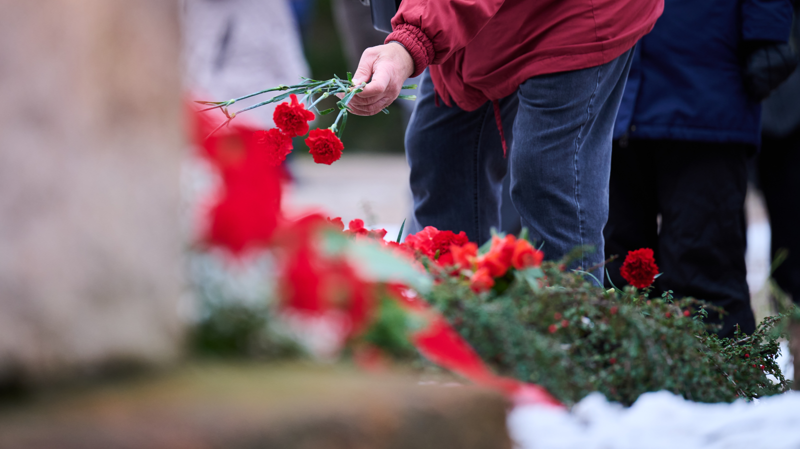 Almanya’da Bir İlk: NS Döneminde Zulme Uğrayan Evsizler İçin Anıt Açıldı, © Annette Riedl/dpa