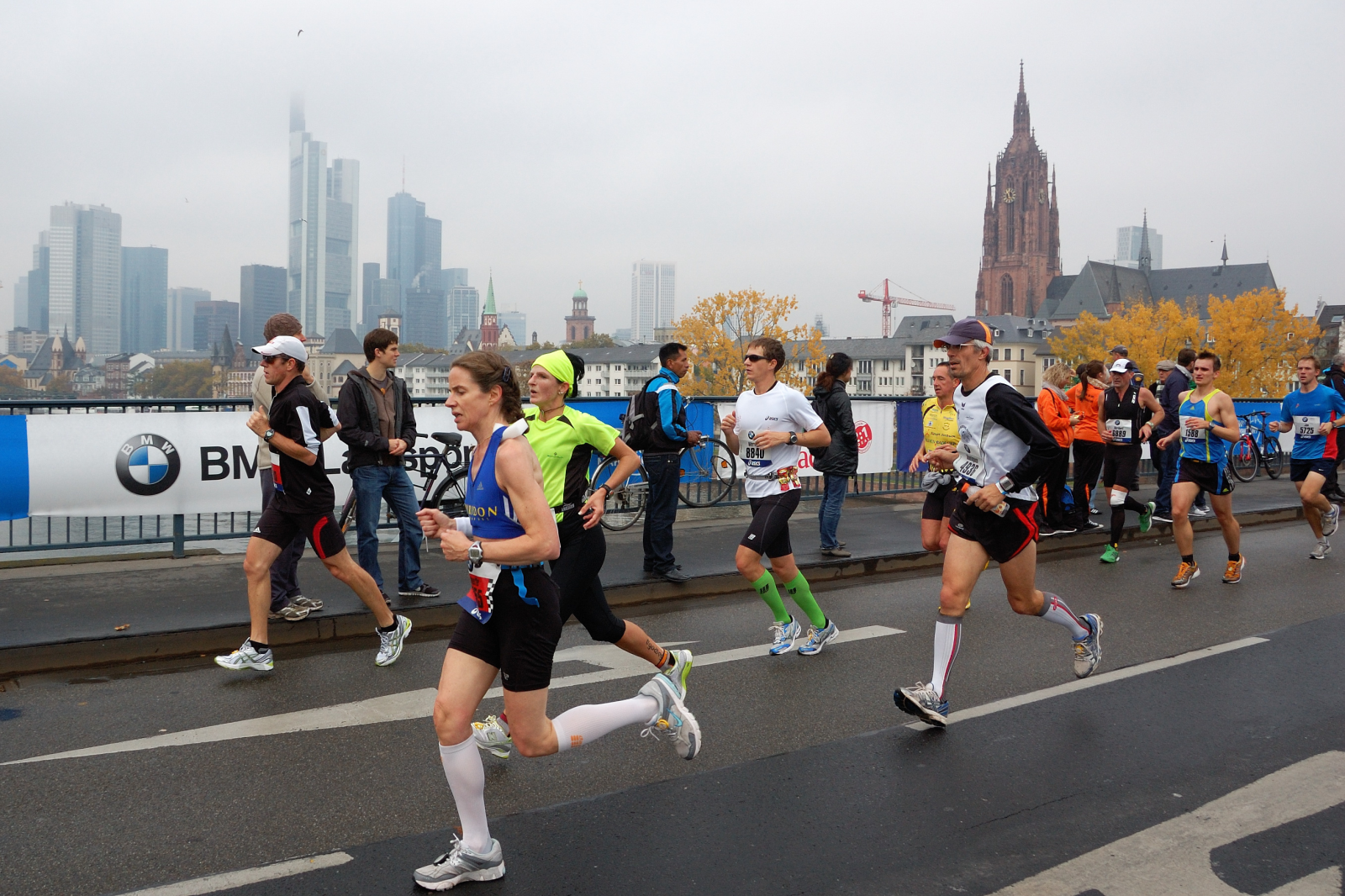 Frankfurt Yarı Maratonu nedeniyle toplu taşımada değişiklik var, © shutterstock